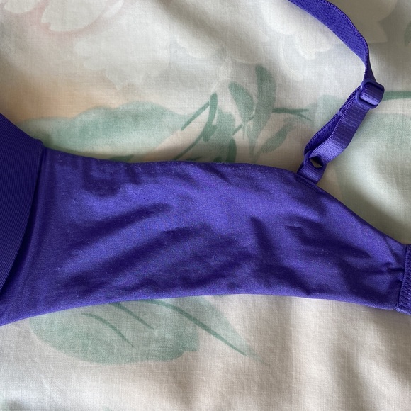 Warner's wireless bra - Picture 5 of 6